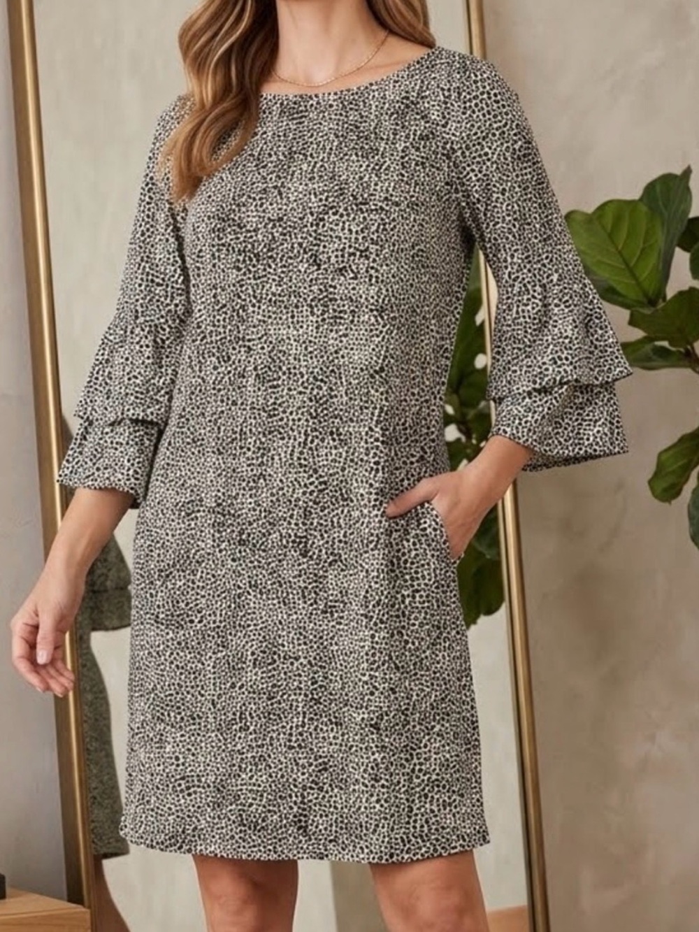APT.9 Dress Black Cream Animal Print Shift Ruffle Bell Sleeve Large EUC